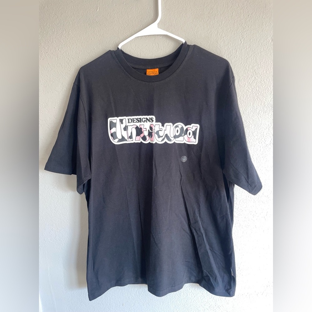 Designs untitled Black Men's Short Sleeve Tee Tillys